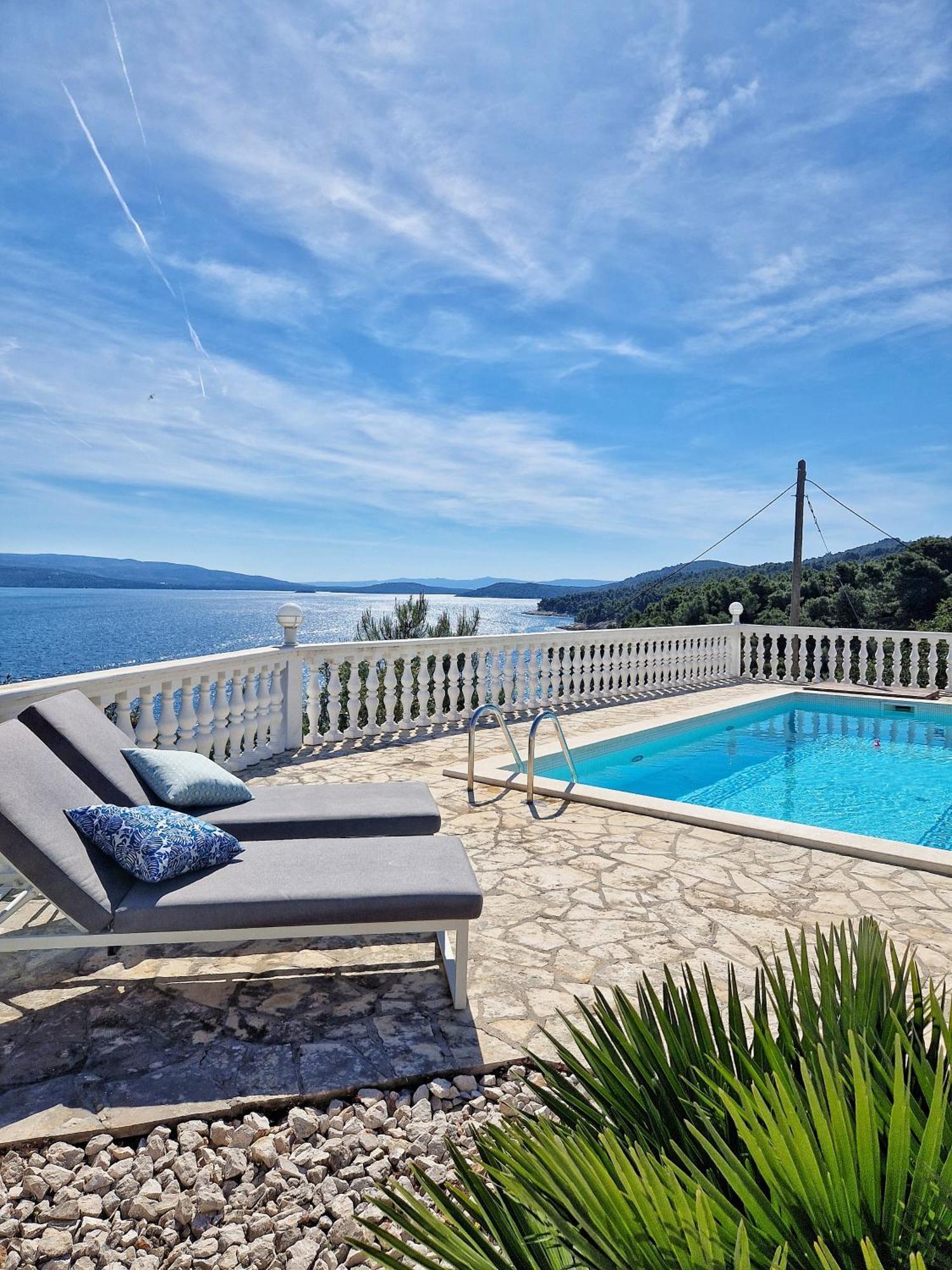 Villa Ensoleillee Solta Kroatien Stomorska Luaran gambar
